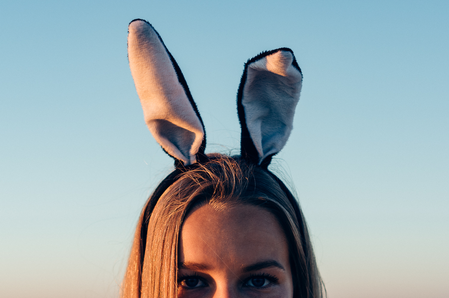 Portret van Lindi met Bunny Ears